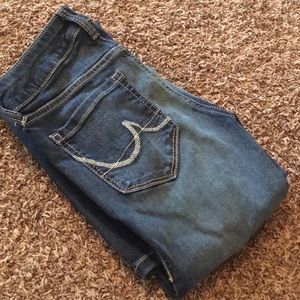 Bootcut jeans.